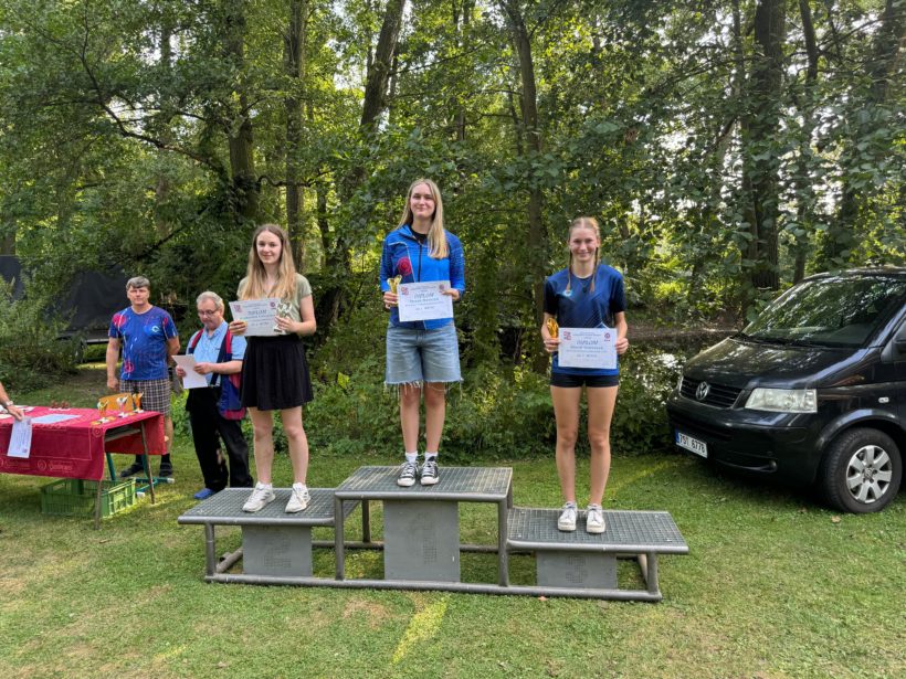 Přebor Středočeského kraje 2024 - Tereza Novotná, 1. místo, Aneta Hepalová, 3. místo, SM60, ženy, juniorky